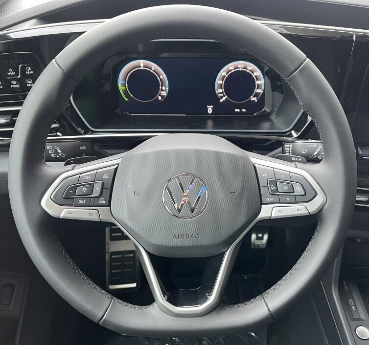 O121U02201_23.webp_Akční Caddy Maxi Style 1,5 TSI PHEV 85 kW