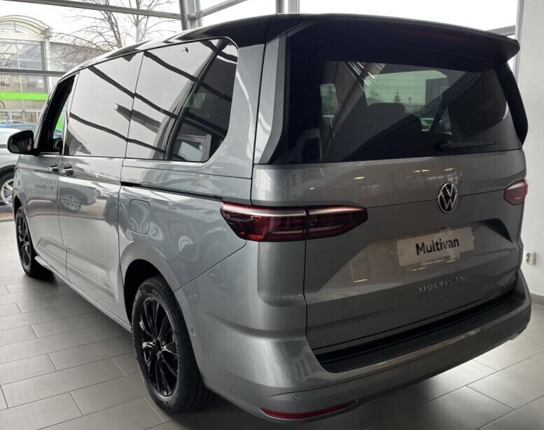 O121U02208_13.webp_Akční Multivan Long Life 2,0 TDI 110 kW 7 DSG