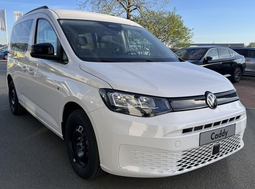 O121U02218_19.webp_Akční Caddy 1,5 TSI DSG 85 kW