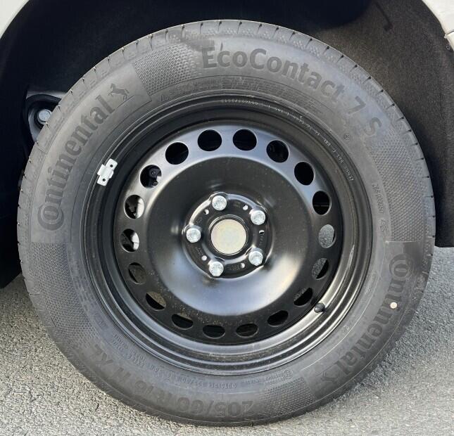 O121U02218_26.webp_Akční Caddy 1,5 TSI DSG 85 kW