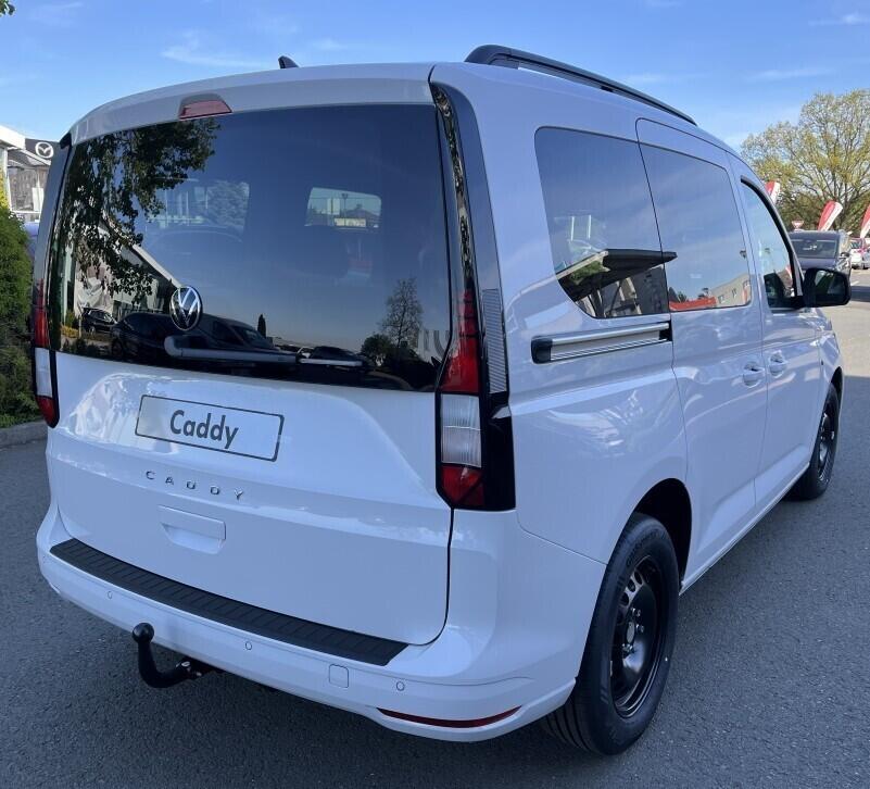 O121U02219_17.webp_Akční Caddy 2,0 TDI 75 kW