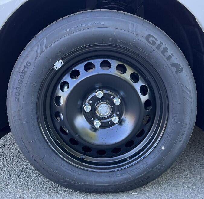 O121U02219_26.webp_Akční Caddy 2,0 TDI 75 kW