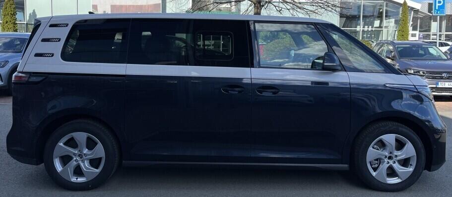 O121U02220_18.webp_Akční ID. Buzz Long Pro  86 kWh 210 kW