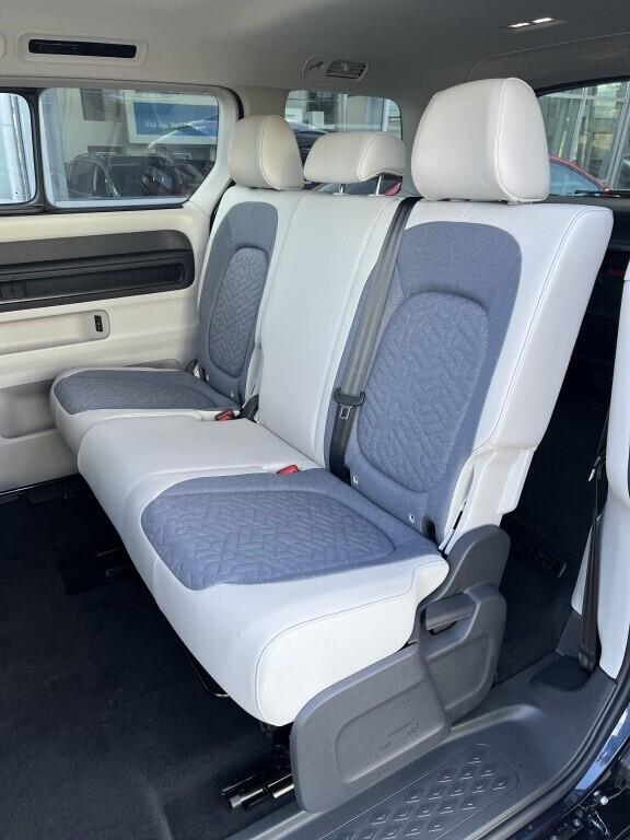 O121U02220_21.webp_Akční ID. Buzz Long Pro  86 kWh 210 kW