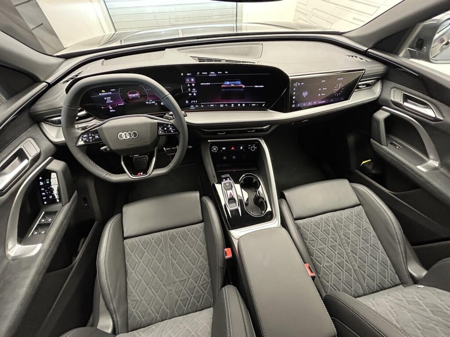 O131002358_21.webp_Q5  TDI quattro STR 150 kW