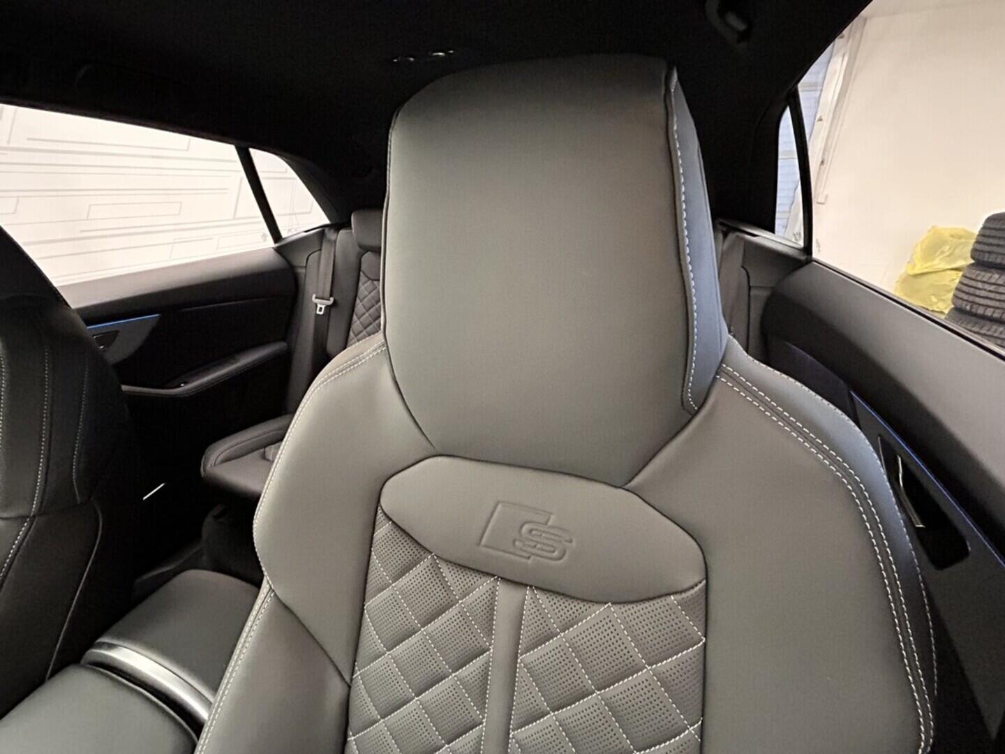 O131002401_19.webp_Q8 SUV  50 TDI quattro 210 kW