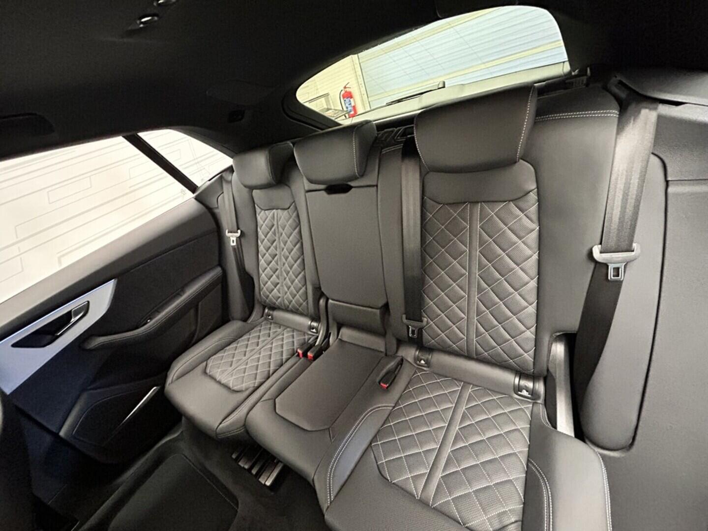 O131002401_24.webp_Q8 SUV  50 TDI quattro 210 kW