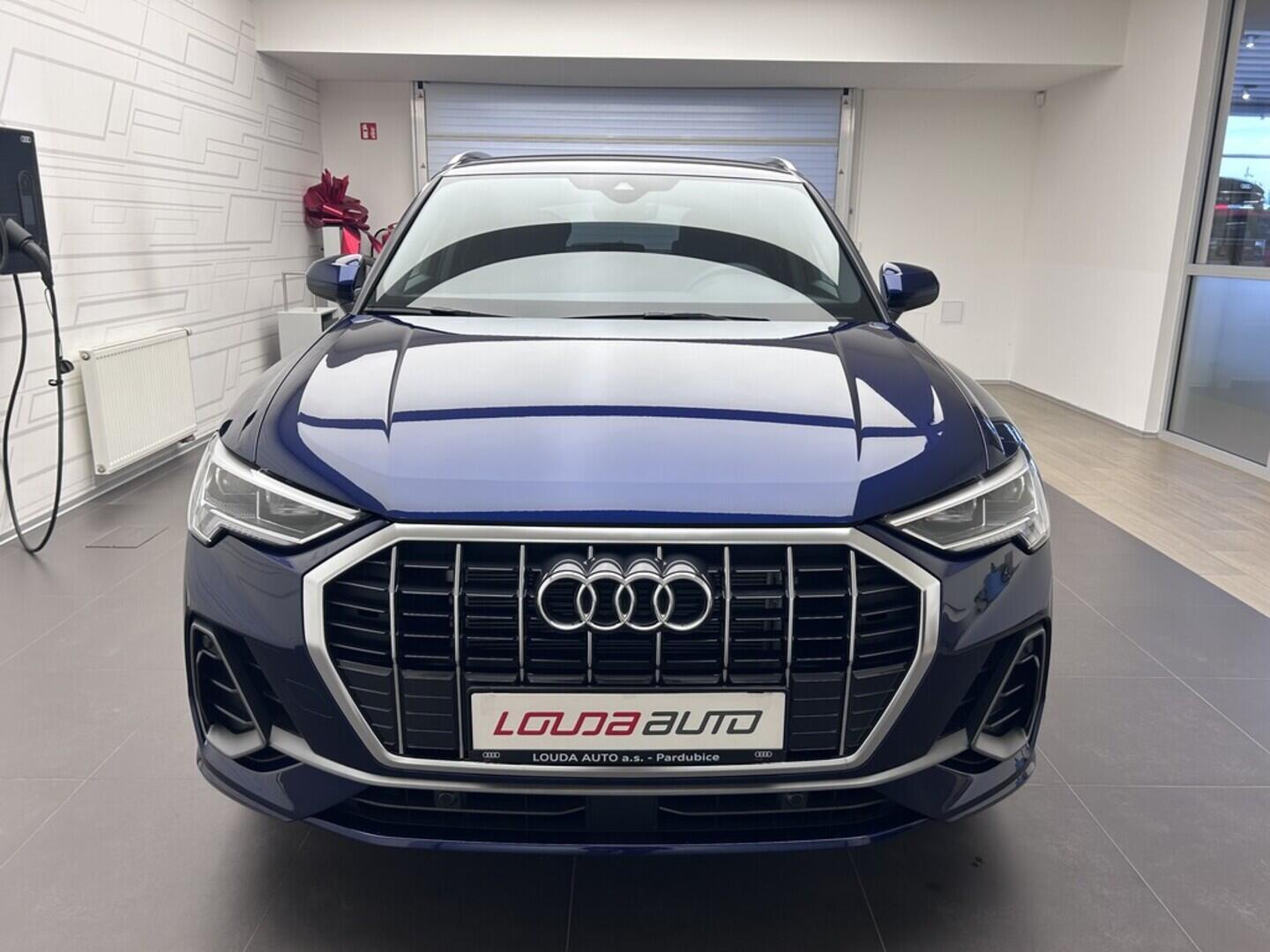 O131002406_11.webp_Q3 S line  35 TFSI 110 kW