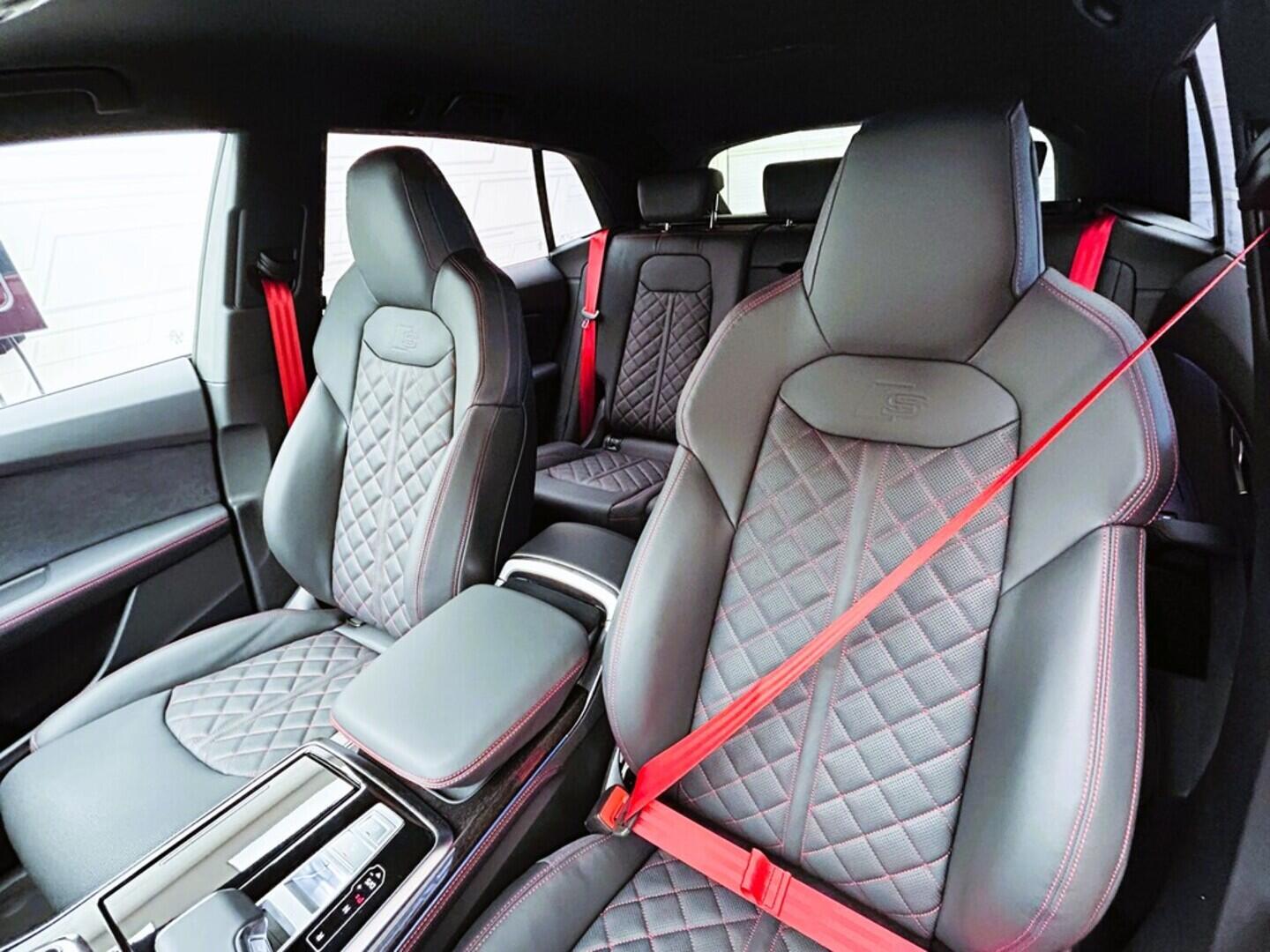 O131002418_19.webp_Q8 SUV  50 TDI quattro 210 kW