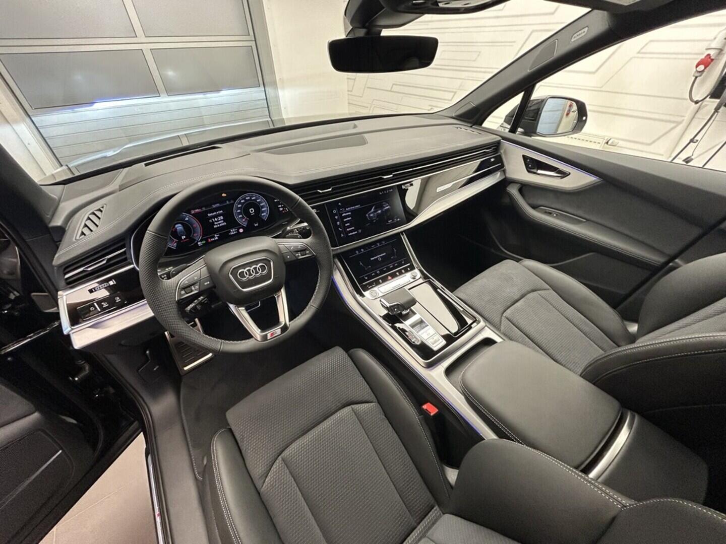 O131002447_20.webp_Q7 SUV S line TDI quattro 210 kW