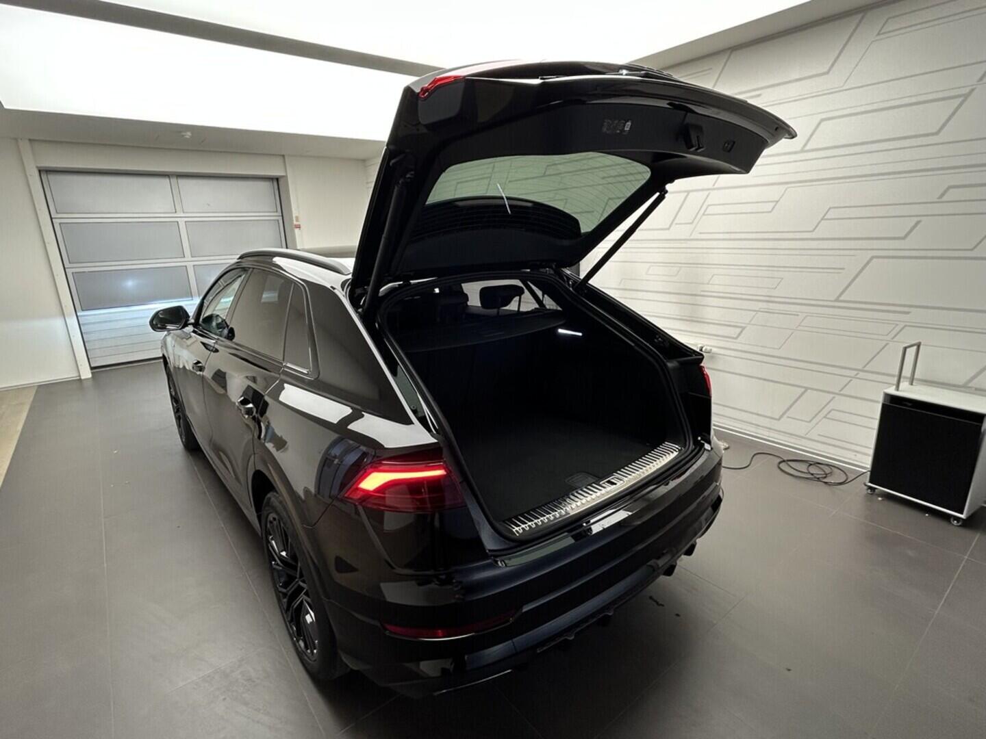 O131002457_15.webp_Q8 TDI quattro 210 kW