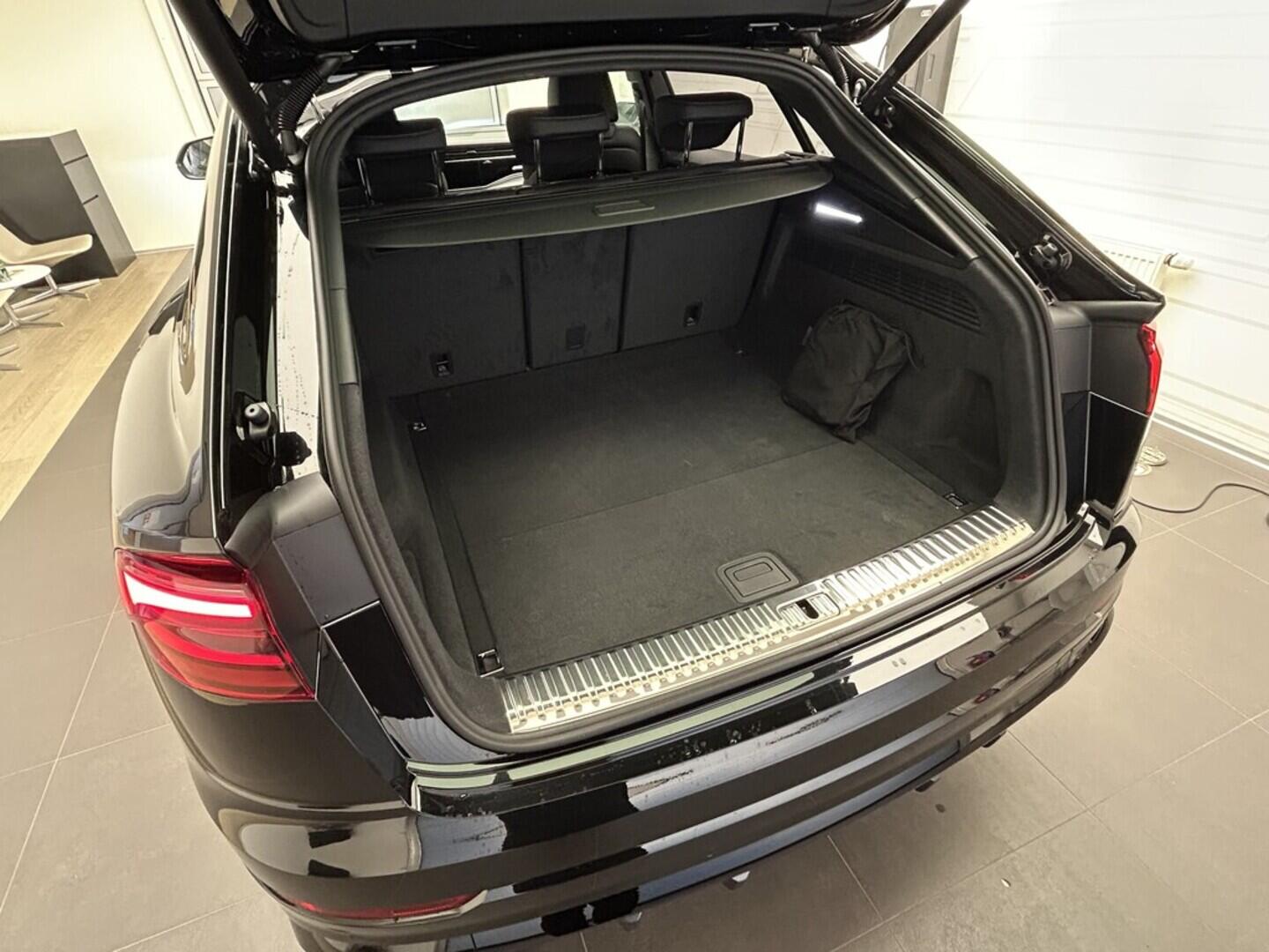 O131002457_16.webp_Q8 TDI quattro 210 kW