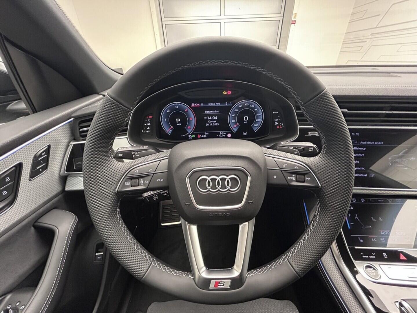 O131002457_23.webp_Q8 TDI quattro 210 kW