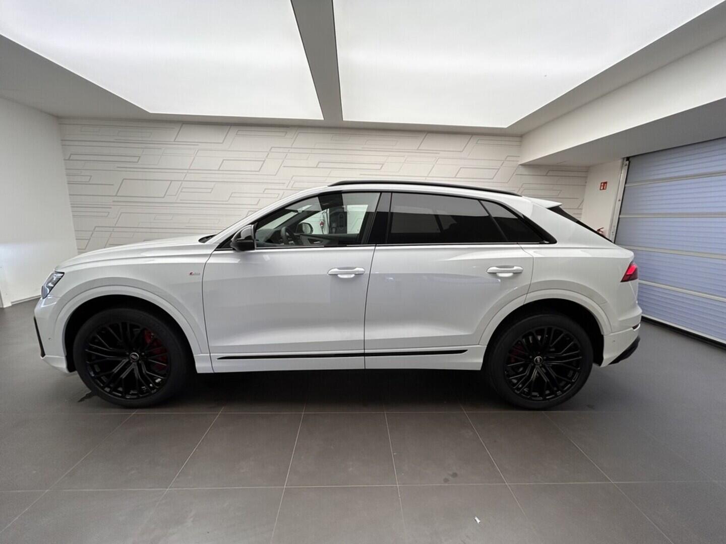 O131002458_12.webp_Q8 TDI quattro 210 kW