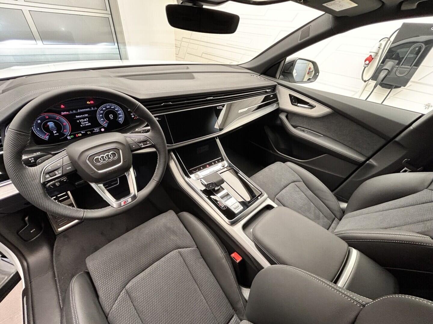 O131002458_16.webp_Q8 TDI quattro 210 kW