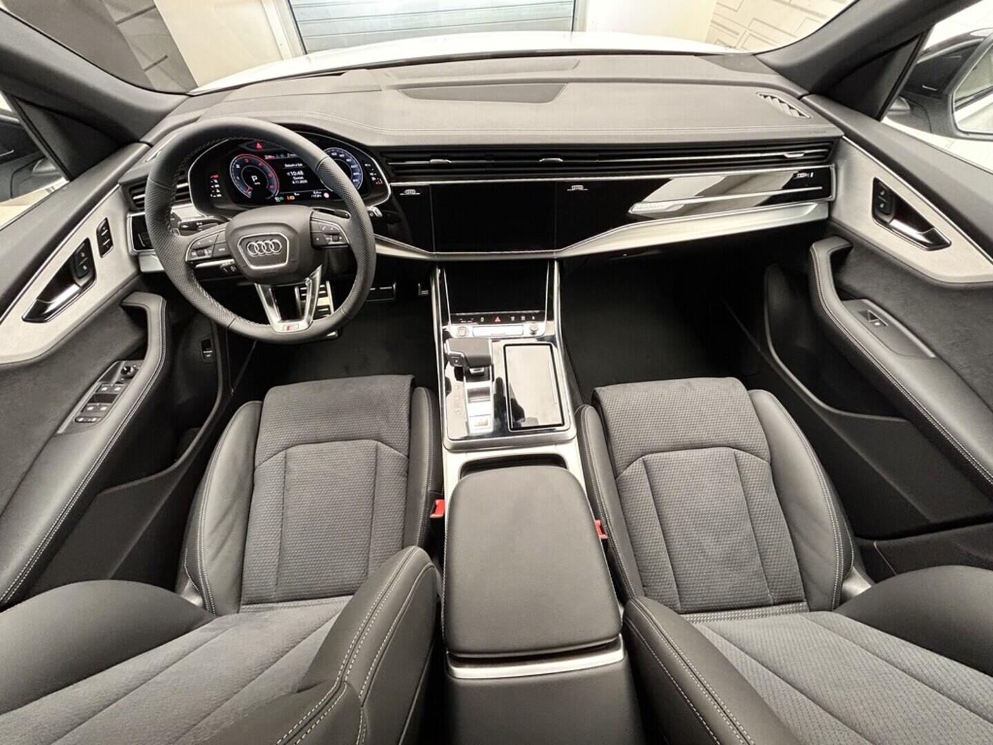 O131002458_17.webp_Q8 TDI quattro 210 kW