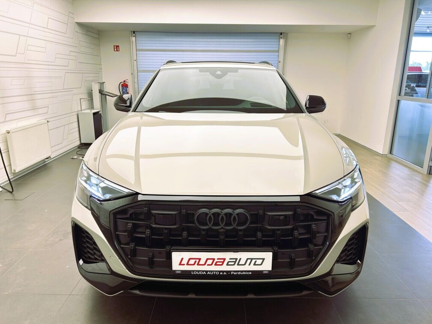 O131002460_11.webp_Q8 TDI quattro 210 kW