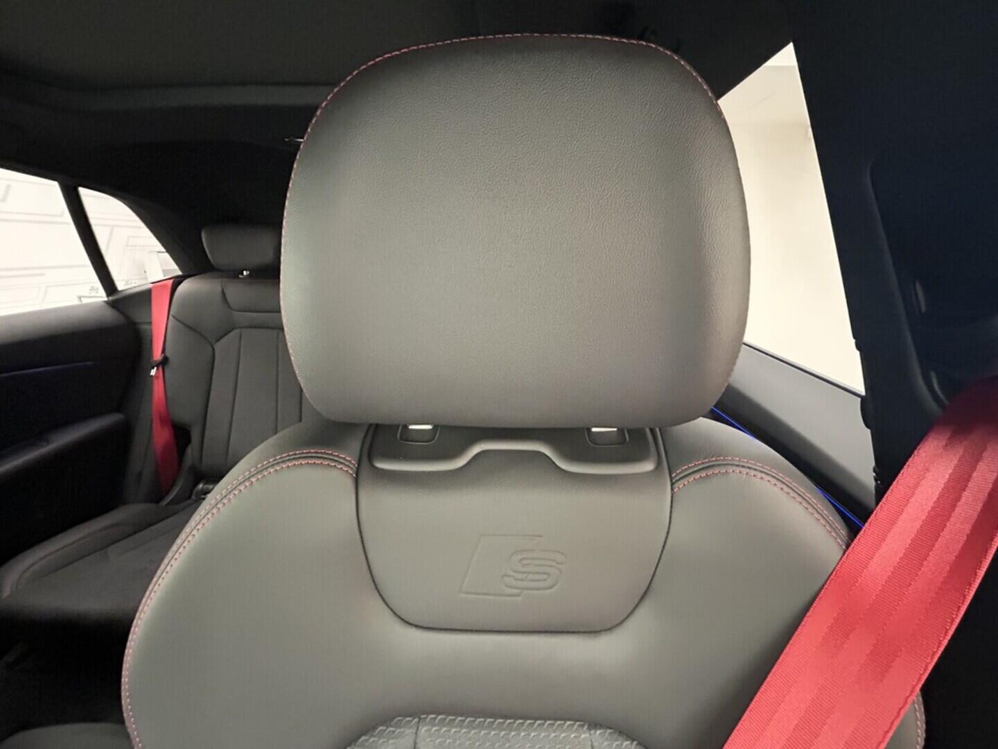 O131002460_20.webp_Q8 TDI quattro 210 kW