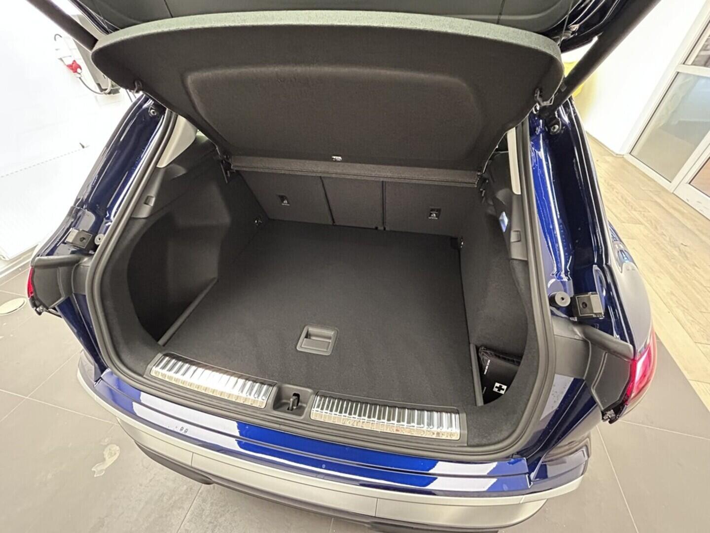 O131002476_16.webp_Q3 TFSI 110 kW