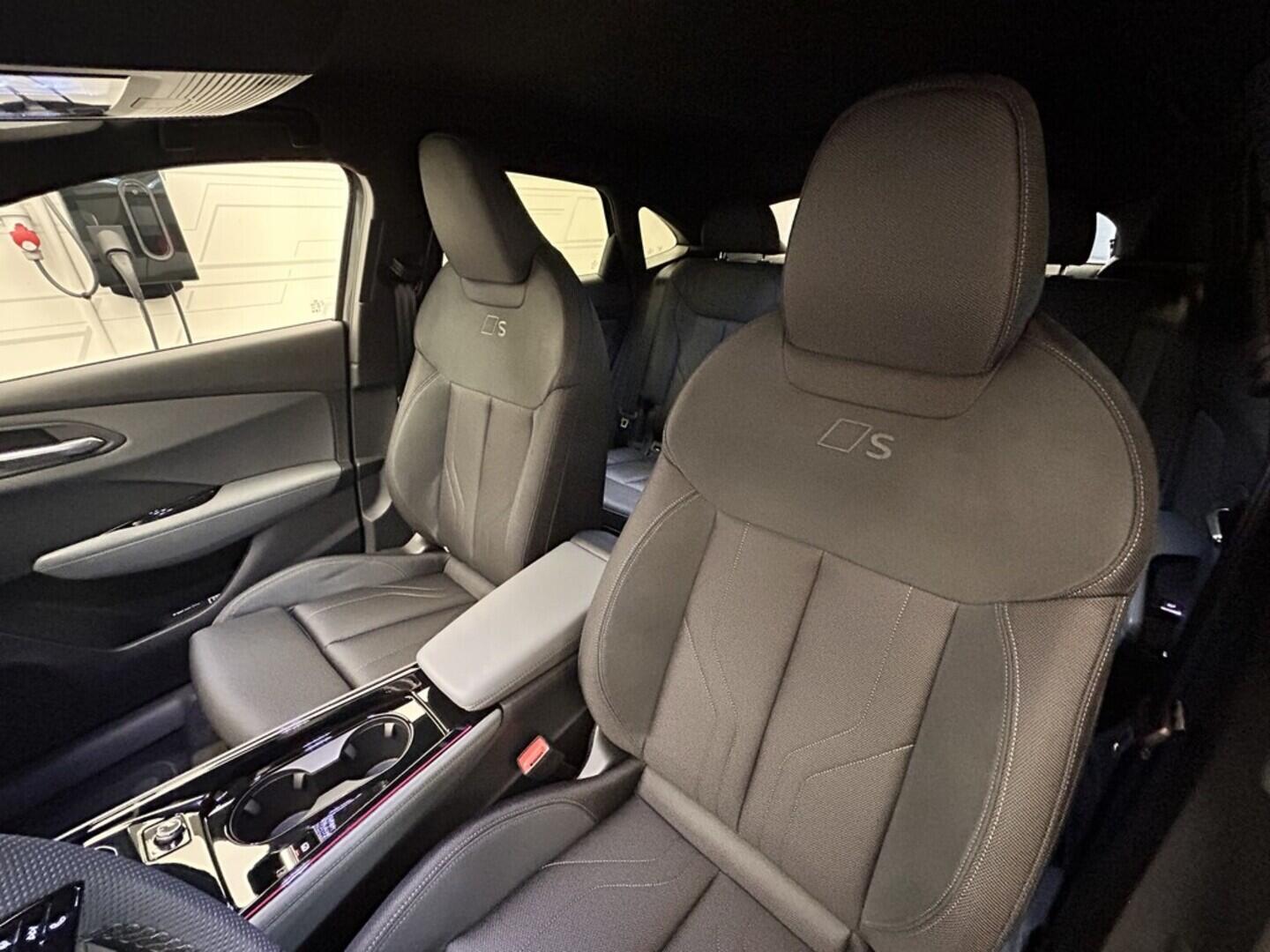 O131002477_25.webp_Q3 SB TFSI 110 kW