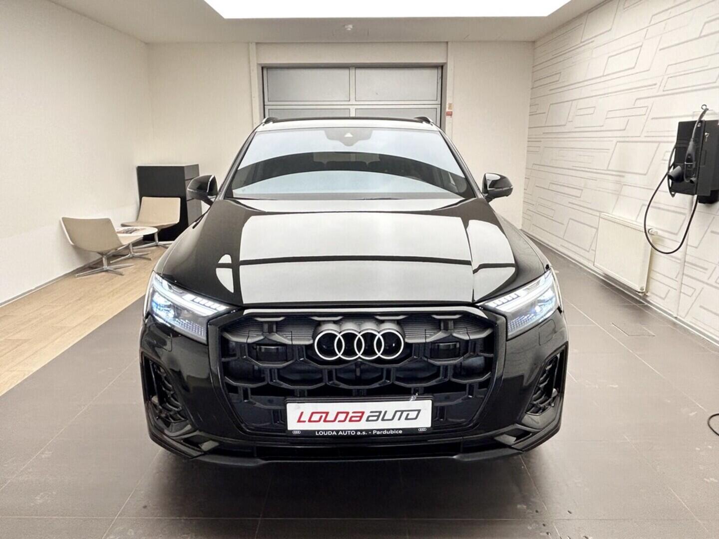 O131002481_11.webp_Q7 SUV S line TDI quattro 210 kW