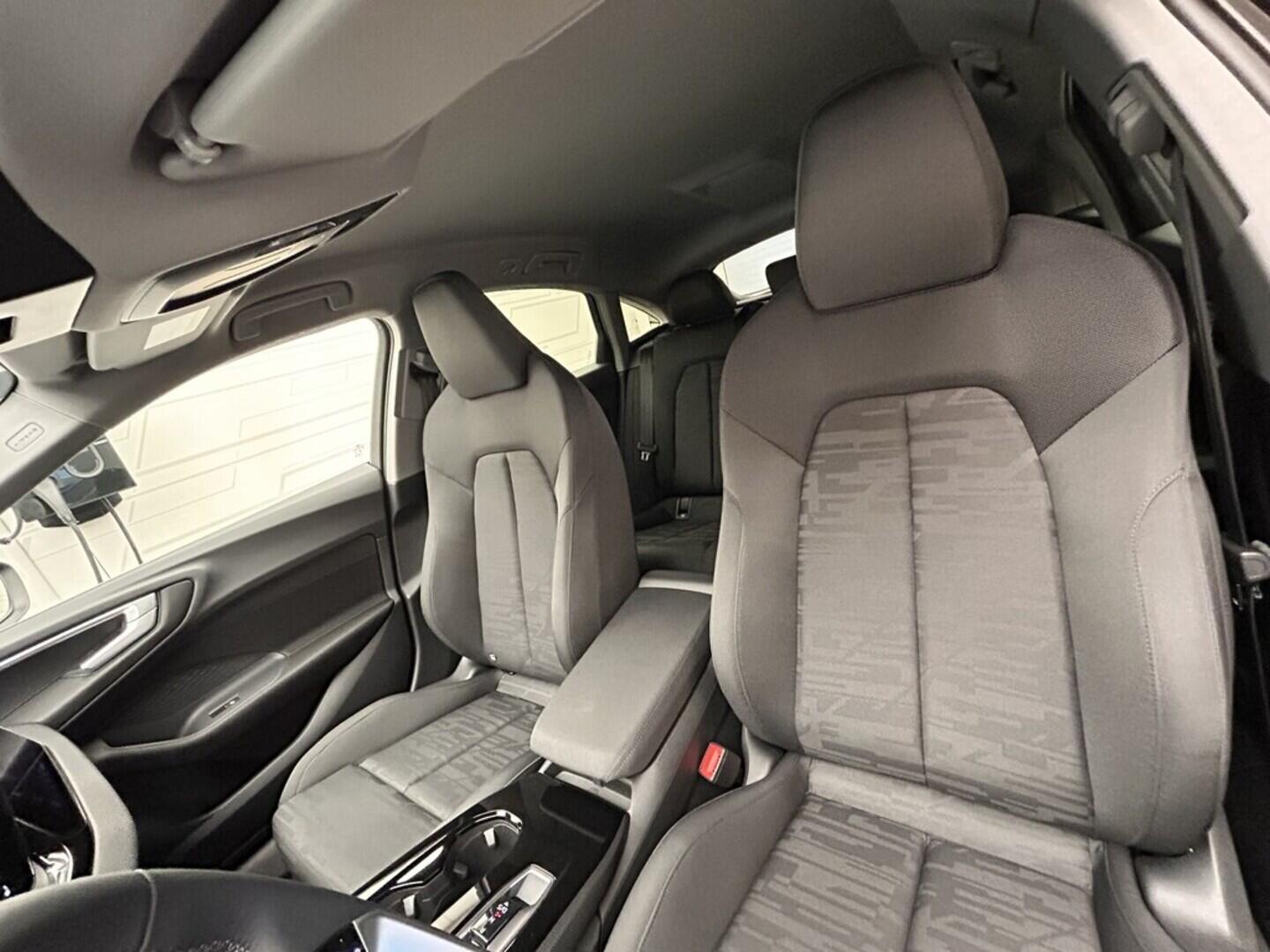 O131002487_17.webp_A5 Limuzína TFSI 110 kW