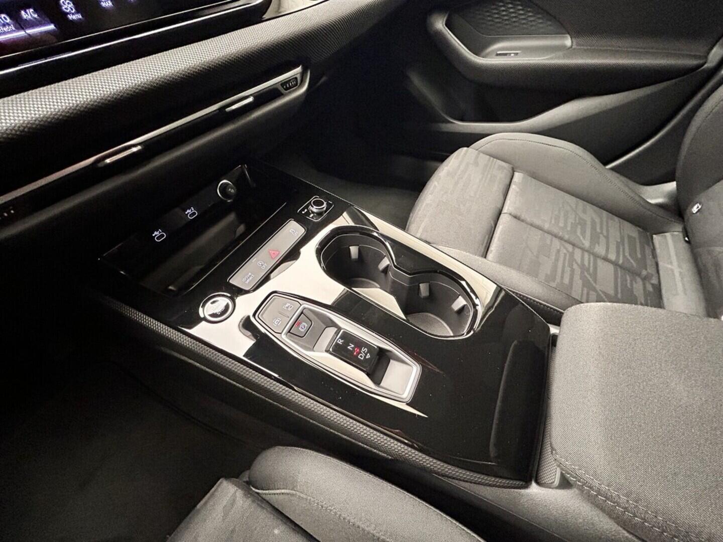 O131002487_21.webp_A5 Limuzína TFSI 110 kW