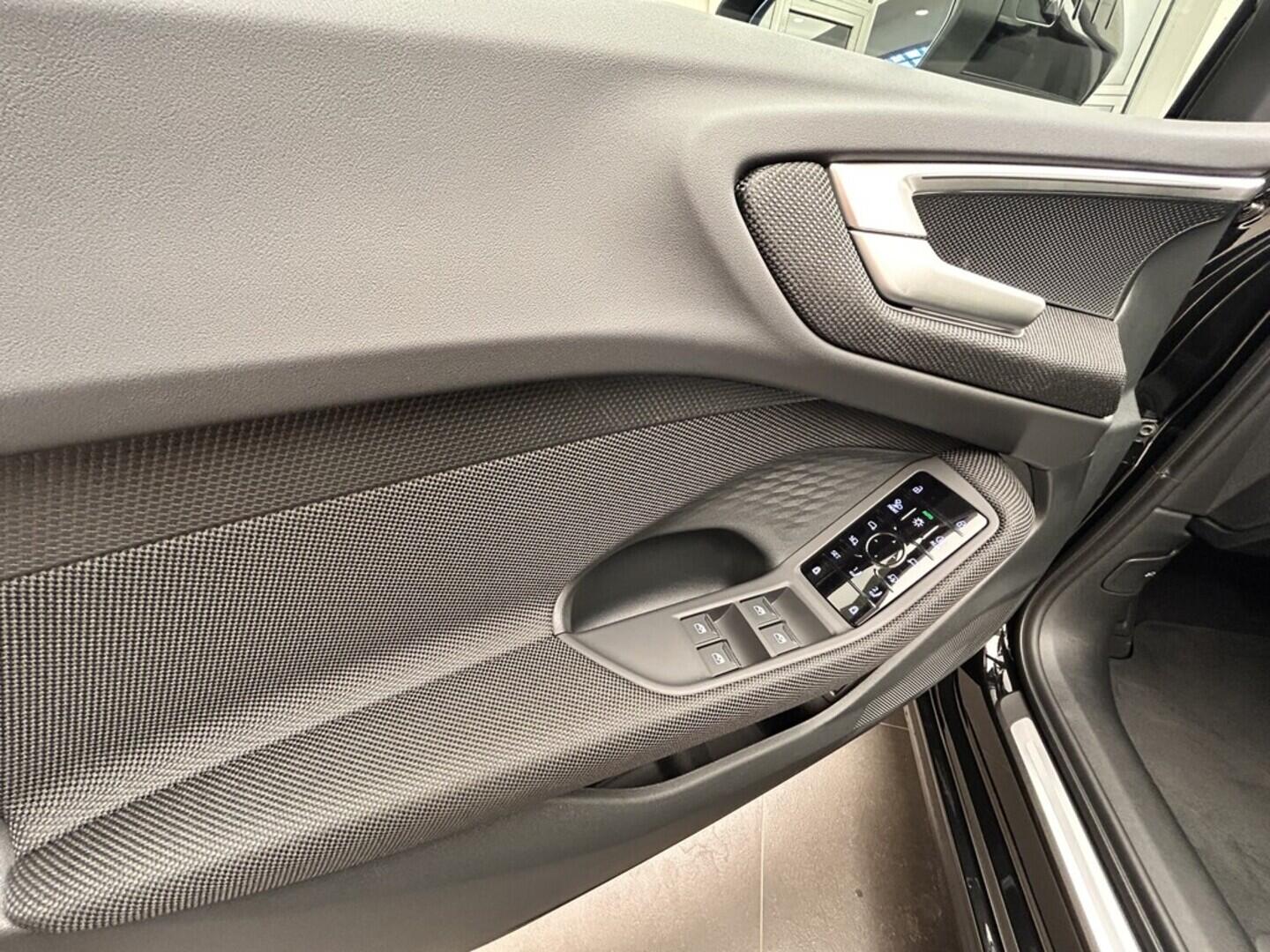 O131002487_24.webp_A5 Limuzína TFSI 110 kW