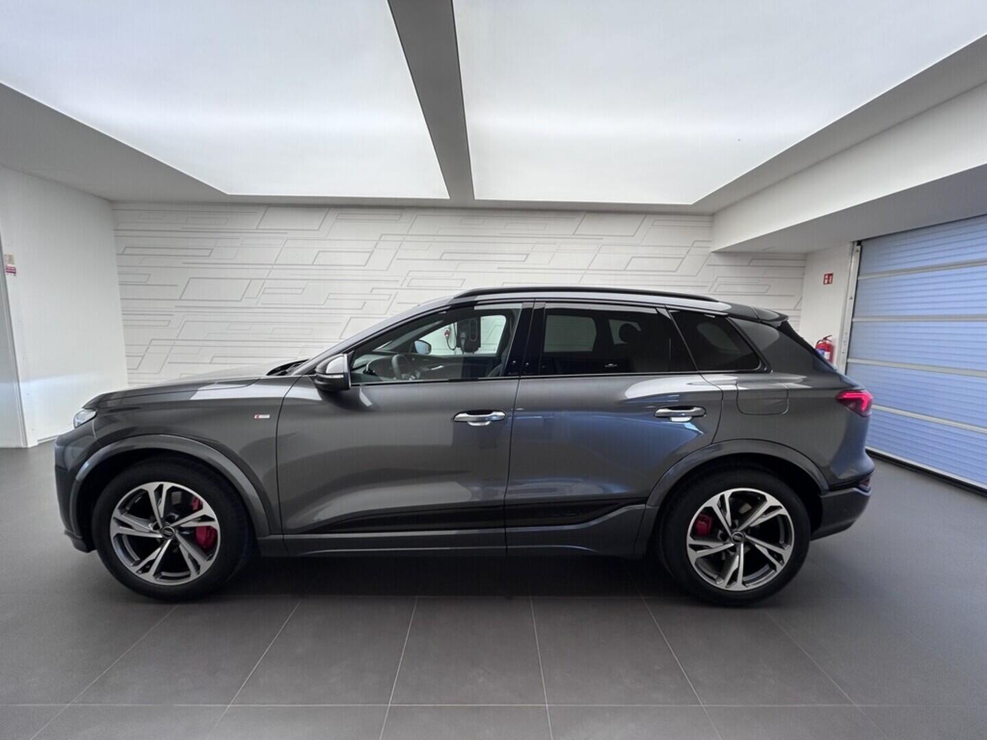 O131002488_12.webp_Q6 e-tron SUV quattro  285 kW