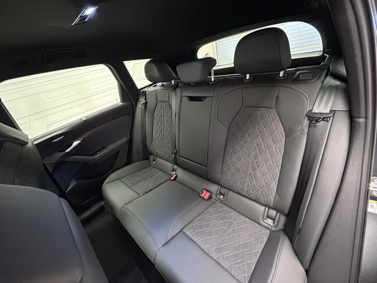 O131002488_26.webp_Q6 e-tron SUV quattro  285 kW