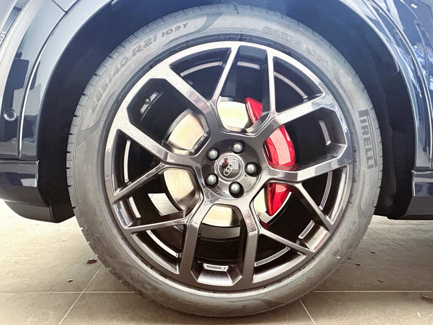 O131002496_15.webp_Q7 SUV S line TDI quattro 210 kW