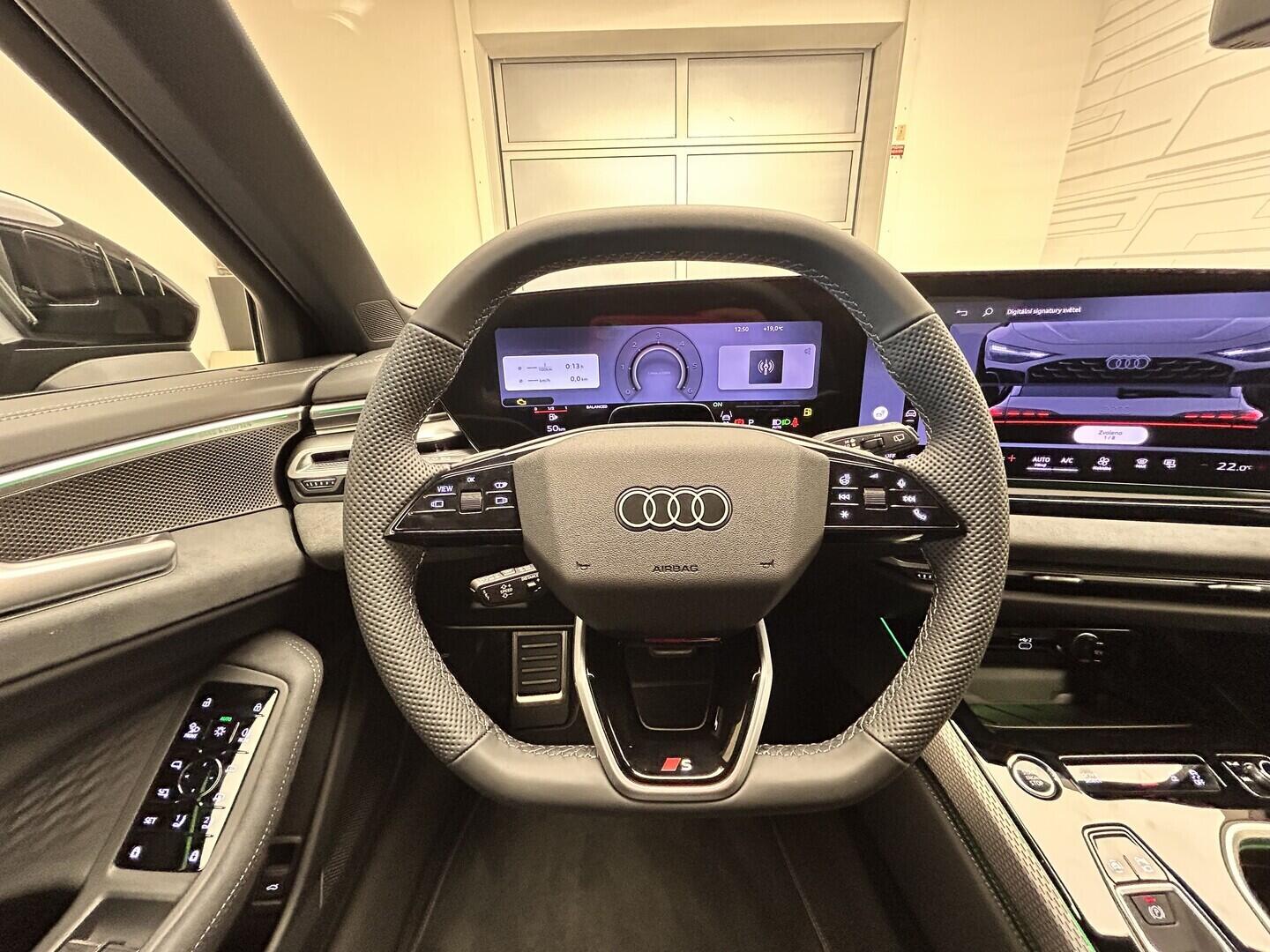 O131002518_23.webp_A6 Avant 3.0 TDI quattro 220 kW