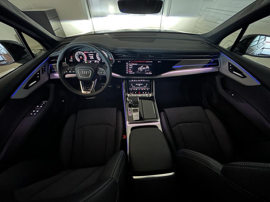 O131002519_28.webp_Q7 SUV S line TDI quattro 210 kW