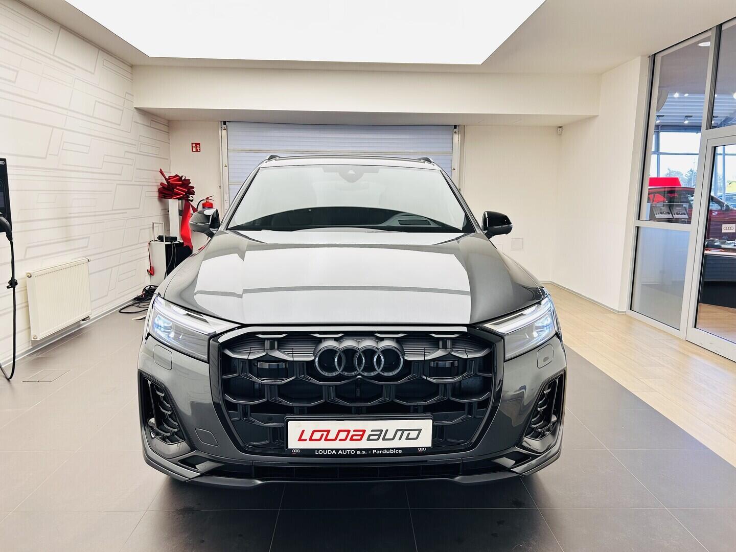 O131002520_11.webp_Q7 SUV S line TDI quattro 210 kW