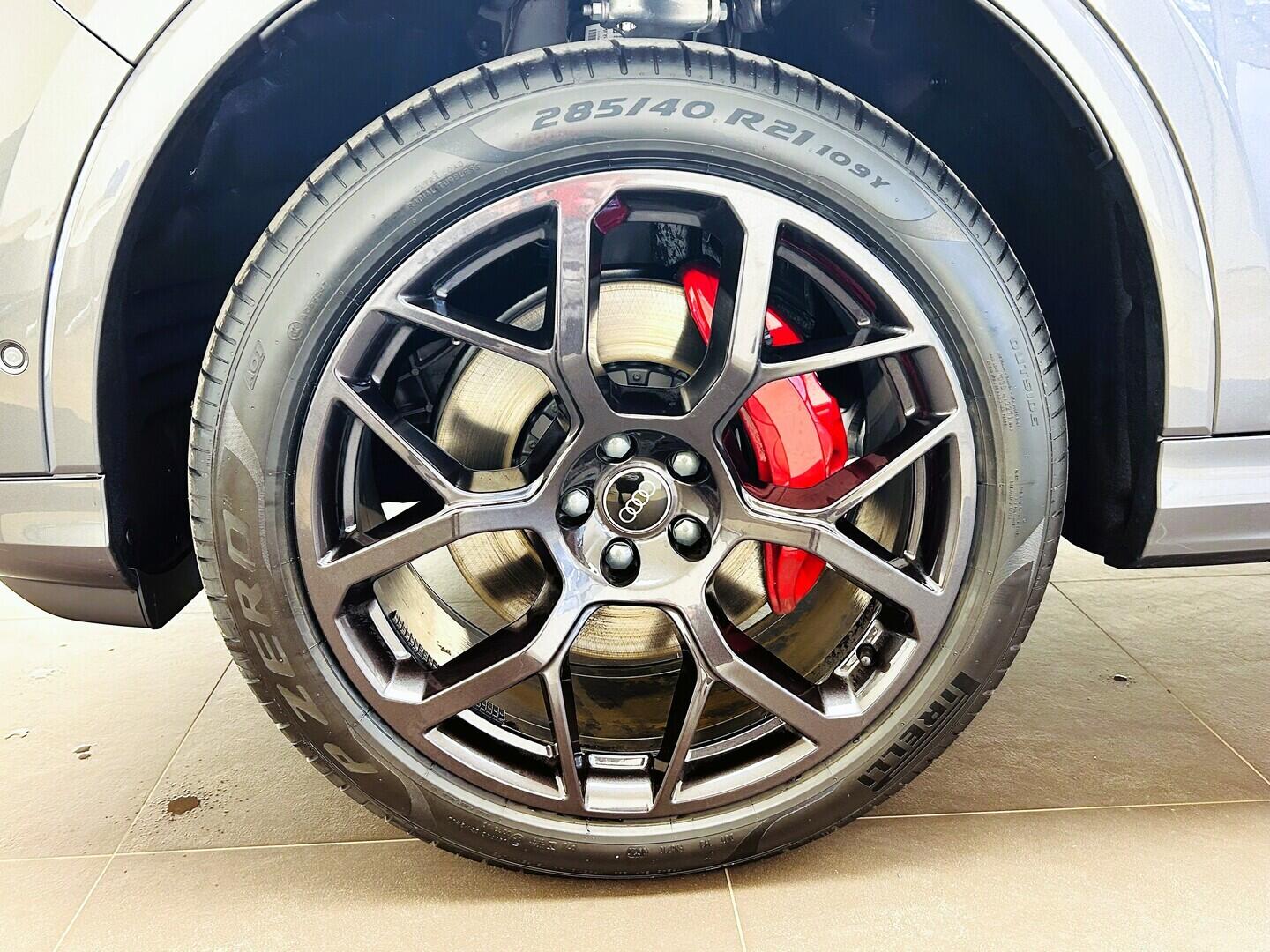 O131002520_15.webp_Q7 SUV S line TDI quattro 210 kW