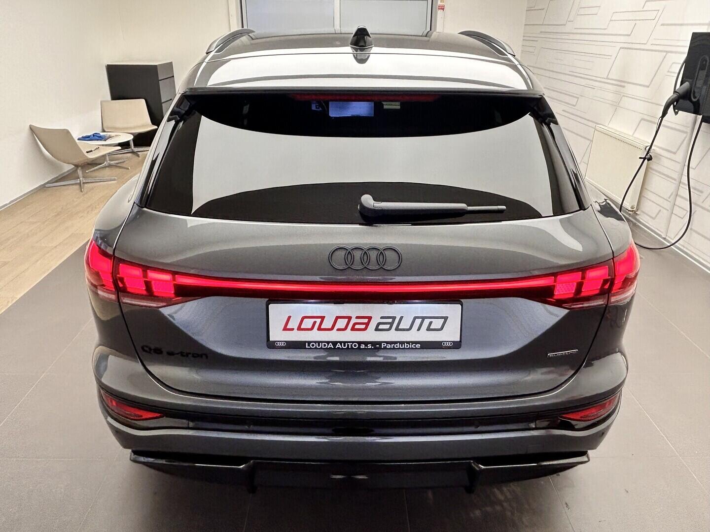 O131002546_14.webp_Q6 SUV e-tron quattro 315 kW