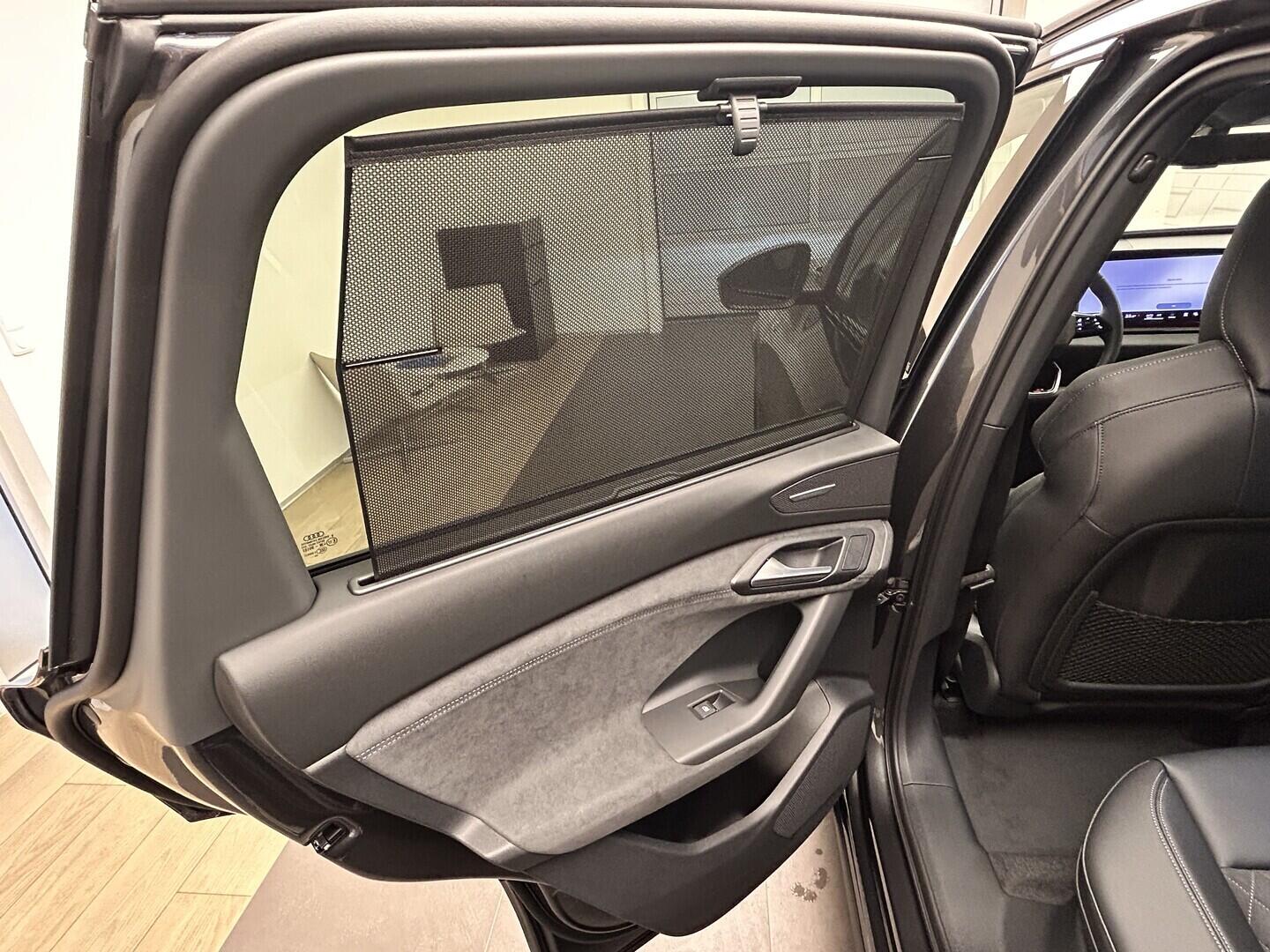 O131002546_28.webp_Q6 SUV e-tron quattro 315 kW