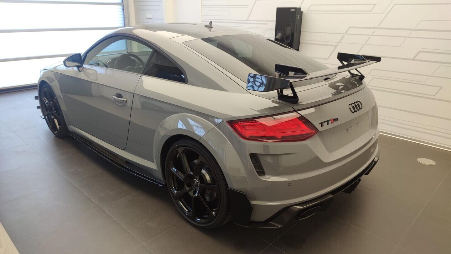 O131002550_13.webp_TTRS Coupé Limitovaná edice "Iconic Edition" č.89. Poslední v ČR