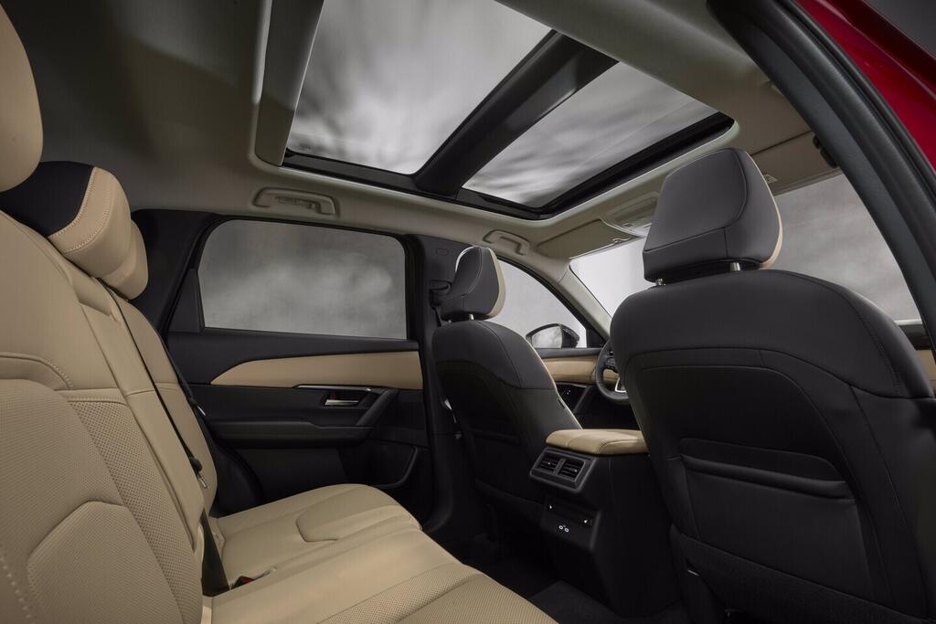 O171001316_16.webp_CX-5 AWD Homura PANO TLOP 2.5L e-SKYACTIV G 141 104 kW