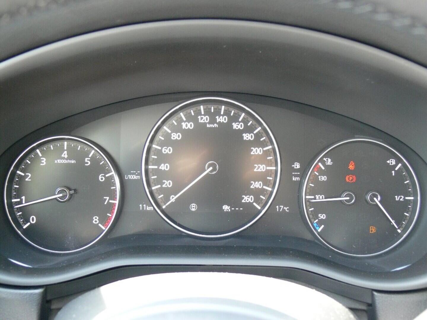 O171001328_17.webp_CX-30 FWD Centre-Line 2.5L e-Skyactiv G140 103 kW