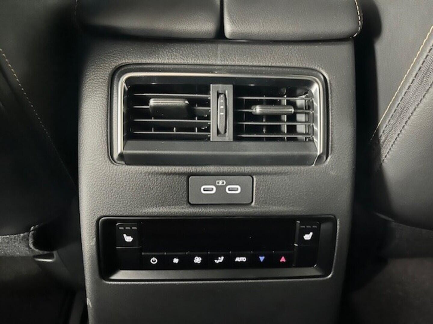 O171001342_14.webp_CX-80 Homura Plus 3,3 e-Skyactiv D254 254 kW