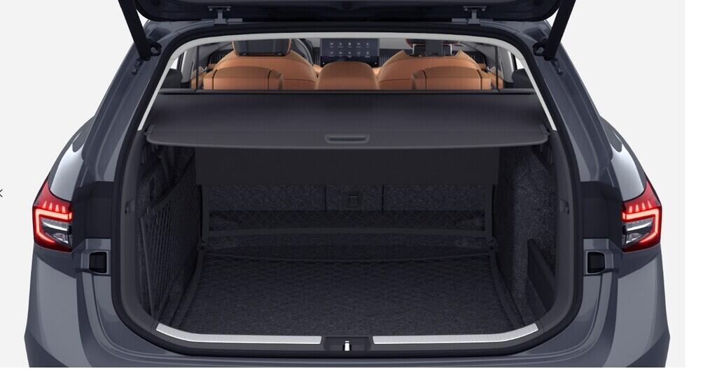 O211106567_15.webp_Superb Combi L&K 2,0 TDI 142 kW