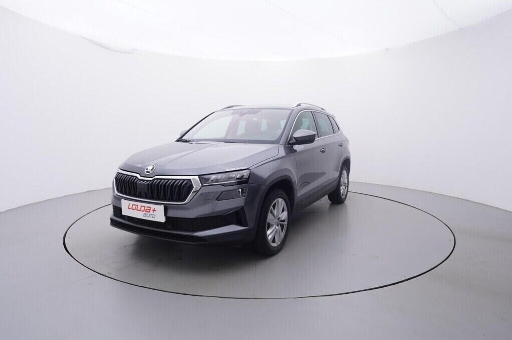 O211107581_10.webp_Karoq Top Selection 1.5 TSI 110 kW