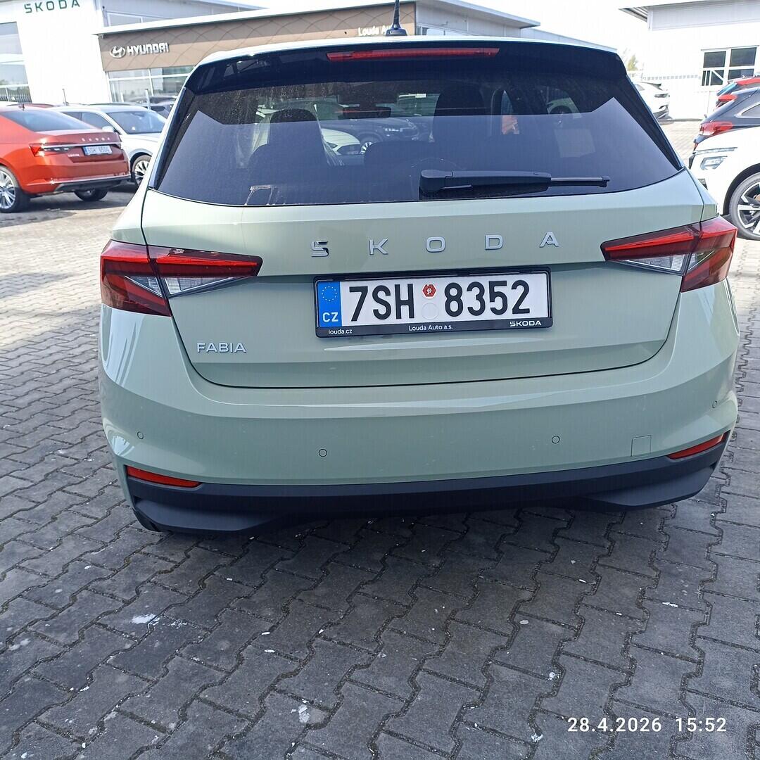 O211107731_14.webp_Fabia Top Selection 1,0 TSI 85 kW 6°