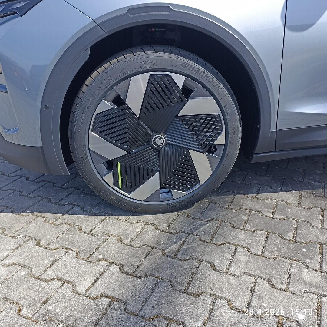 O211107732_21.webp_Elroq RS 84 kWh 250 kW 1° převodovka 4x4