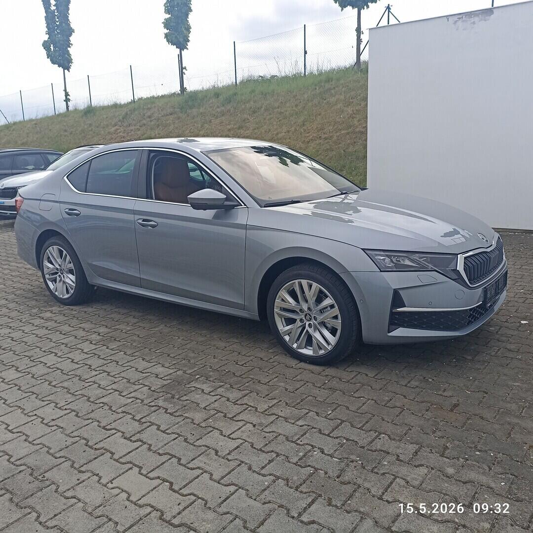 O211107748_15.webp_Octavia Exclusive Selection 2,0 TDI 110 kW 7°