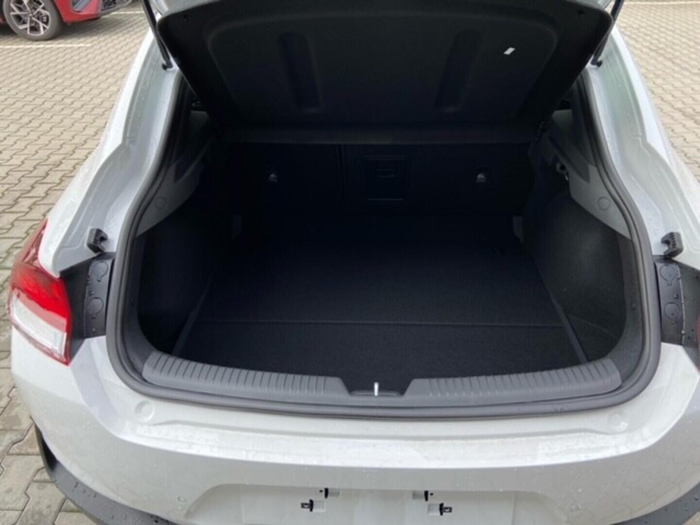 O241H03844_15.webp_i30 FB PD NLINE 1,5 T-GDI MHEV 103 kW