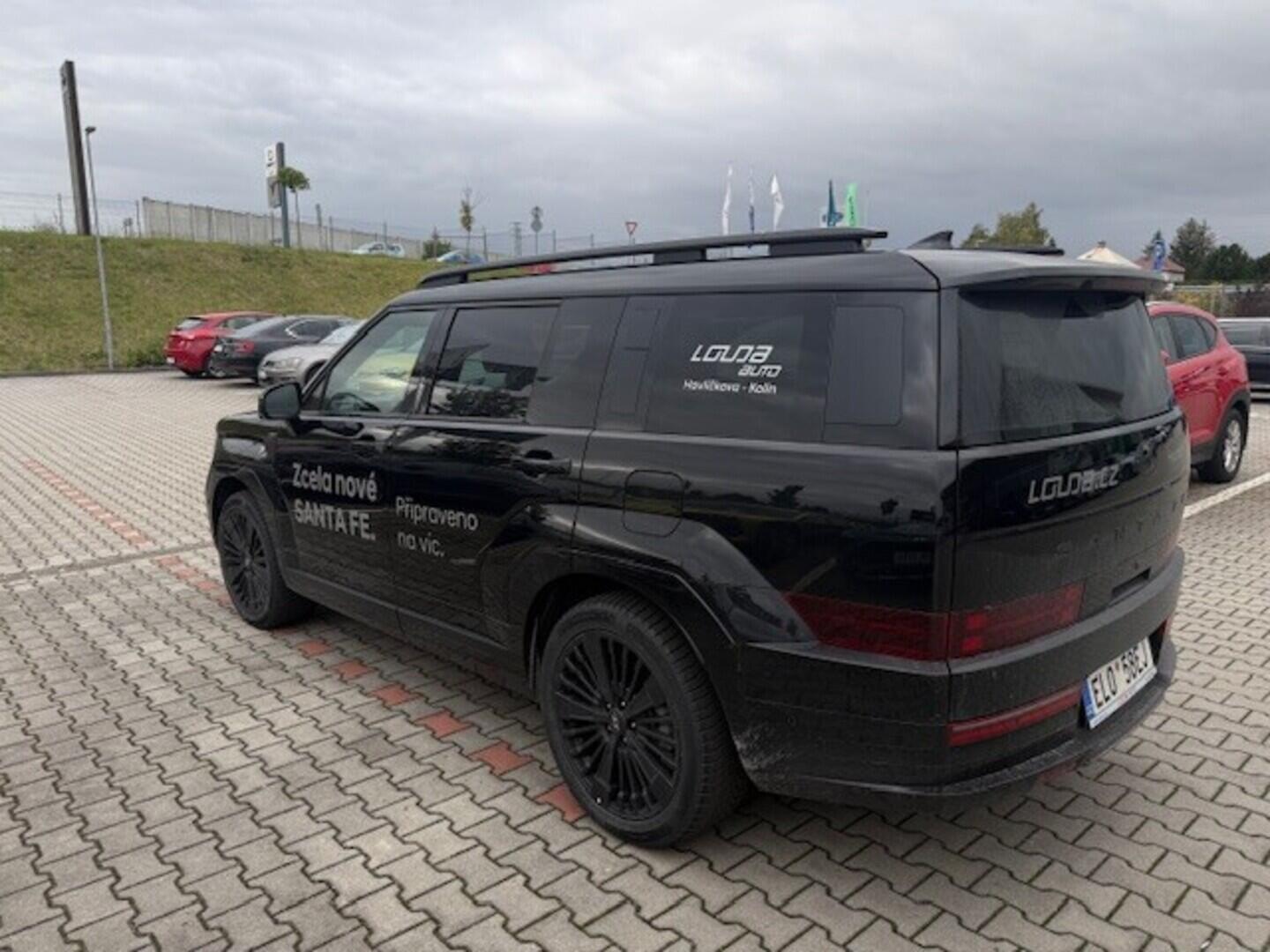 O241H03890_14.webp_SANTA FE PHEV MX5 Calligraphy 1,6 T-GDI PHEV 185 kW