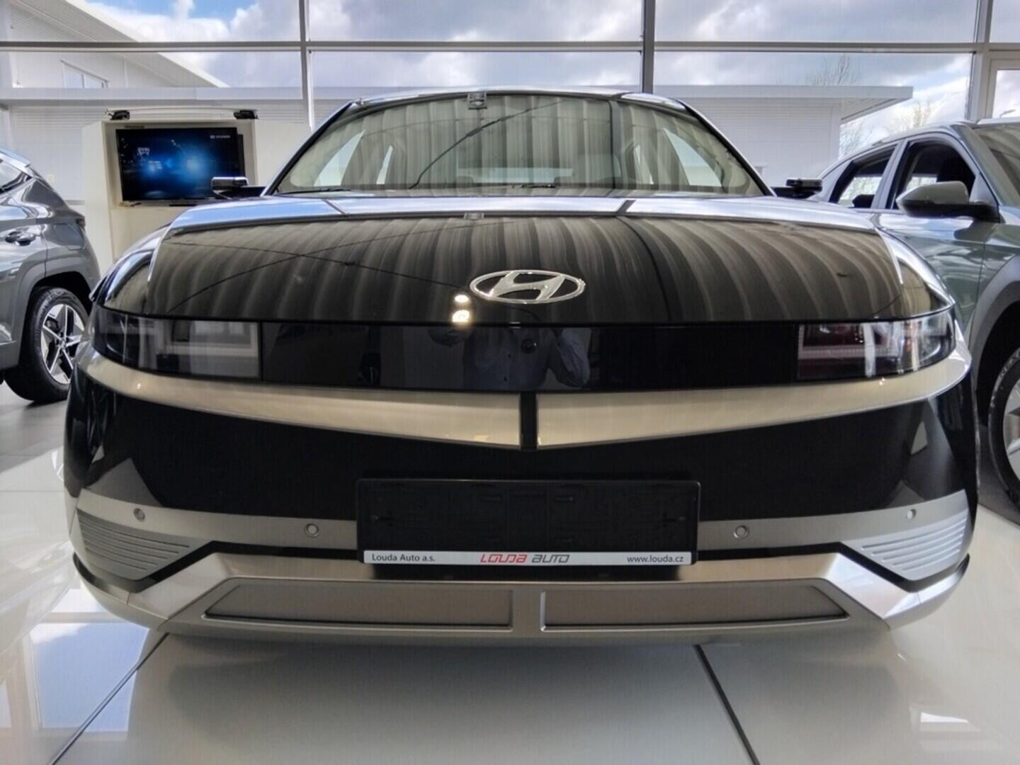 O241H03915_14.webp_IONIQ 5 MY23 STYLE PREMIUM POWER  77 kW