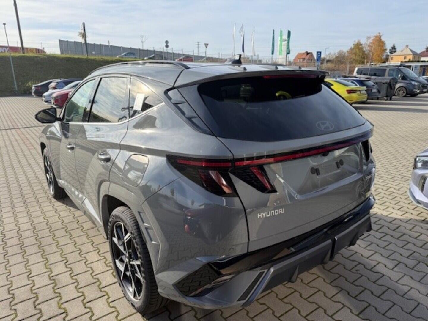 O241H03921_15.webp_TUCSON NX4 GO N Line! 1,6 T-GDI 132 kW